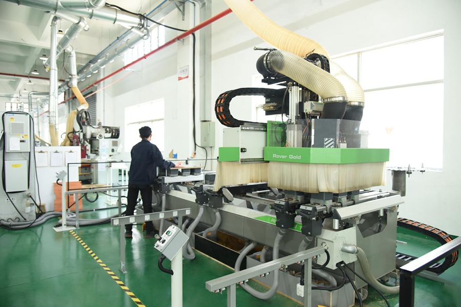 The custom cash register is prepared to issue, perfect acceptance, delivery exceeds expectations!