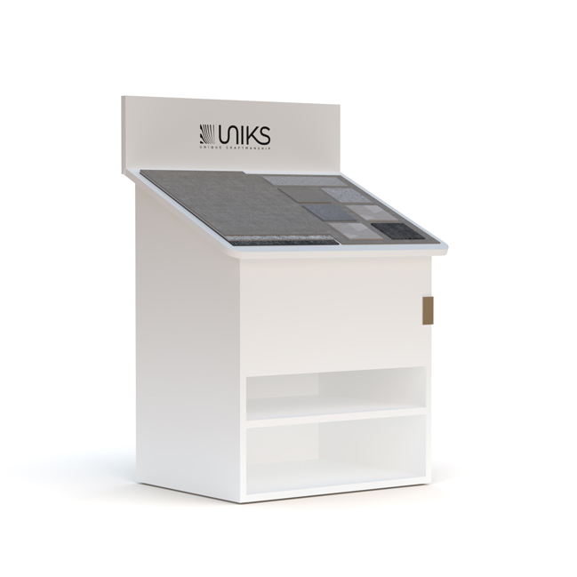 Desktop carpet stand